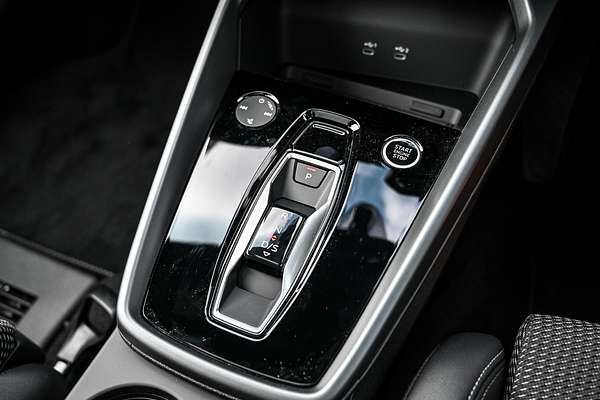 2025 Audi A3 35 TFSI S line GY