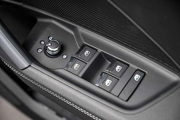 2025 Audi A3 35 TFSI S line GY