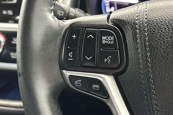 2015 Toyota Kluger Grande GSU55R