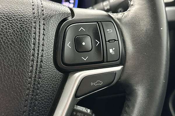 2015 Toyota Kluger Grande GSU55R