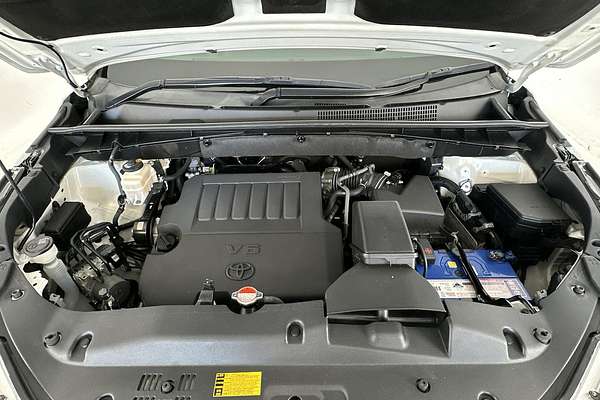 2015 Toyota Kluger Grande GSU55R