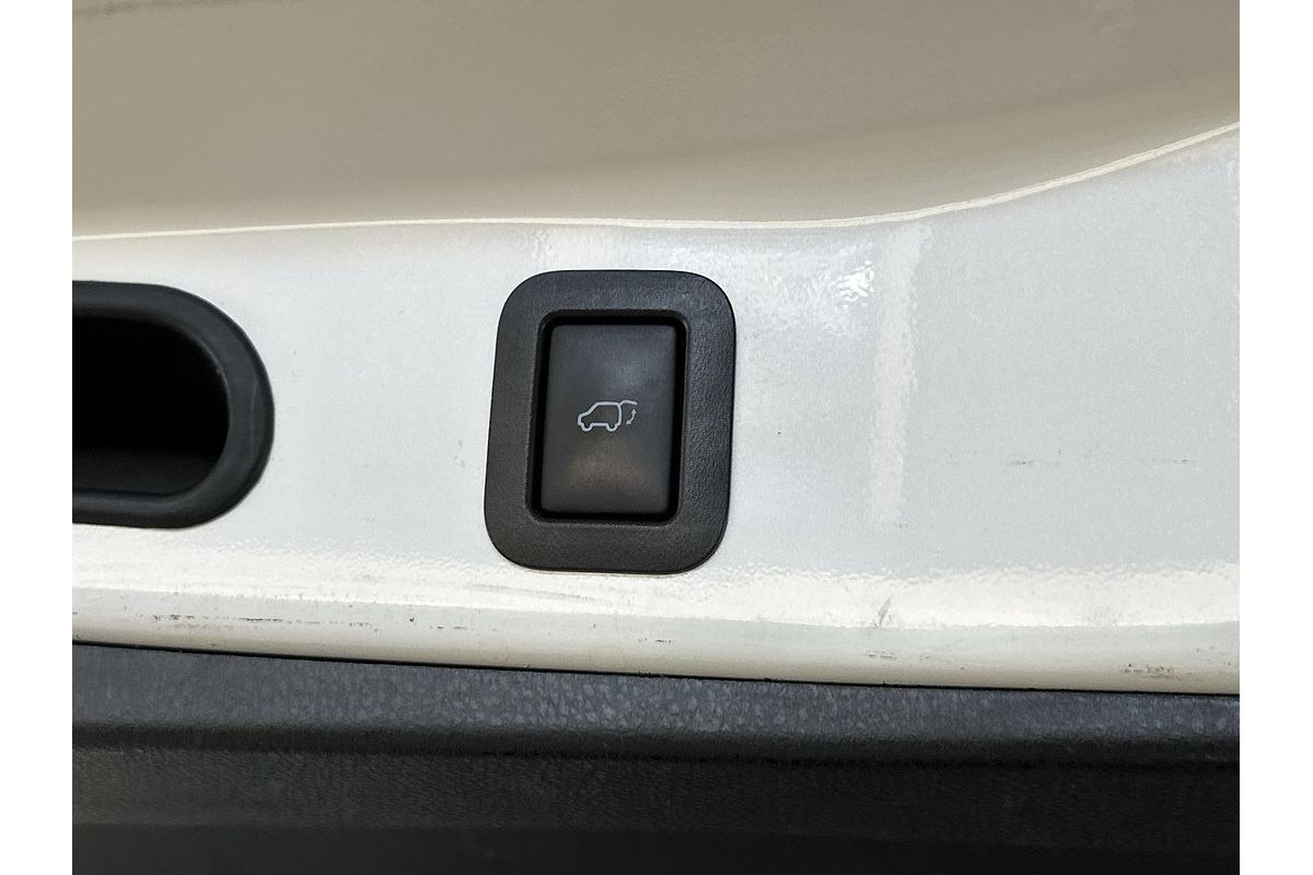 2015 Toyota Kluger Grande GSU55R
