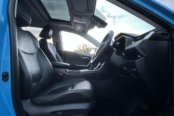 2019 Toyota RAV4 Cruiser MXAA52R