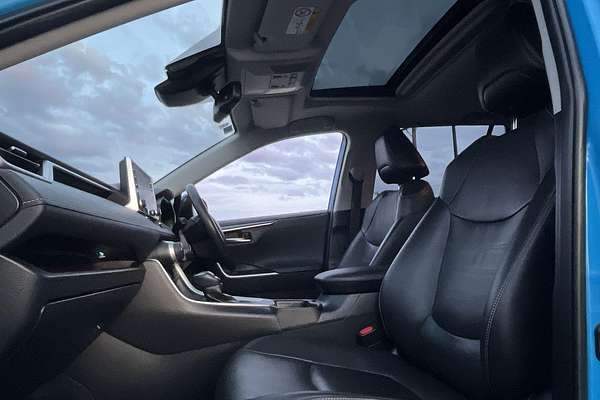 2019 Toyota RAV4 Cruiser MXAA52R
