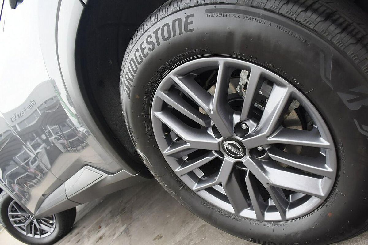 2024 Nissan X-TRAIL ST T33