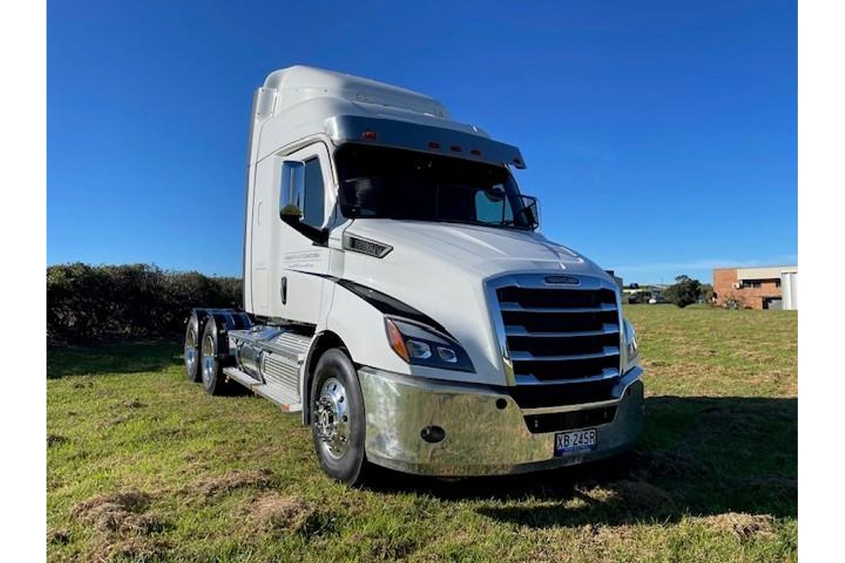 2023 Freightliner Cascadia 116