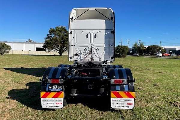 2023 Freightliner Cascadia 116