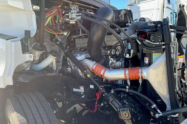 2023 Freightliner Cascadia 116