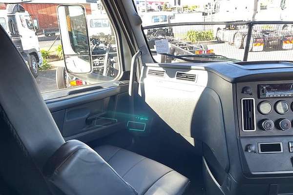 2023 Freightliner Cascadia 116
