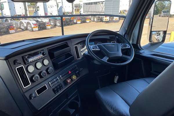 2023 Freightliner Cascadia 116