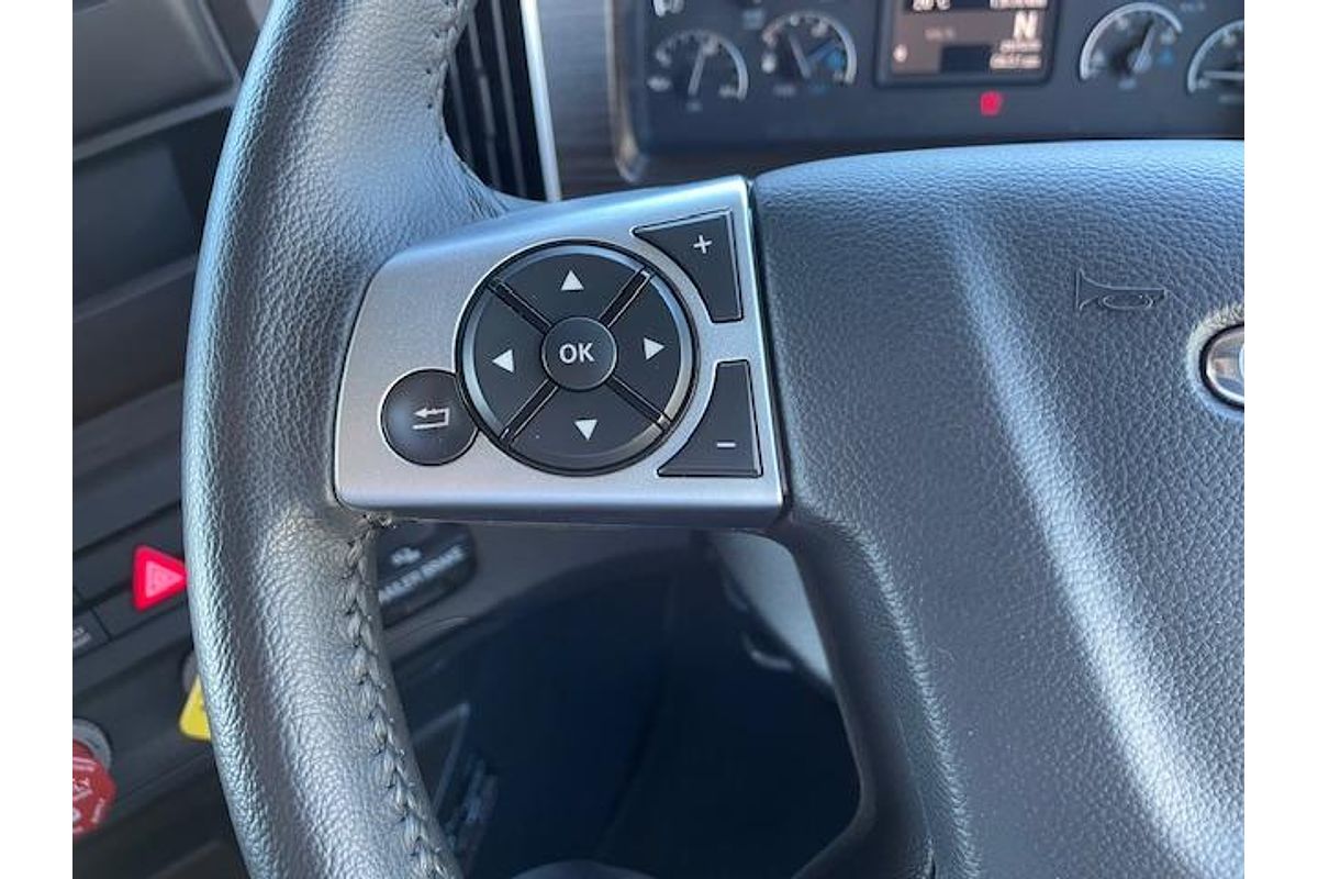 2023 Freightliner Cascadia 116