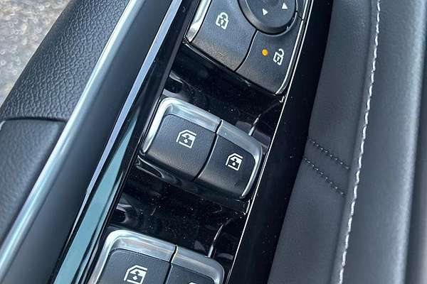 2025 Kia Sorento GT-Line MQ4 PE