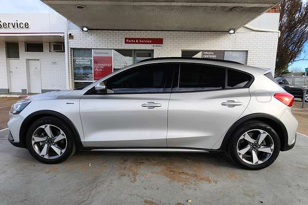 2020 Ford Focus Active SA