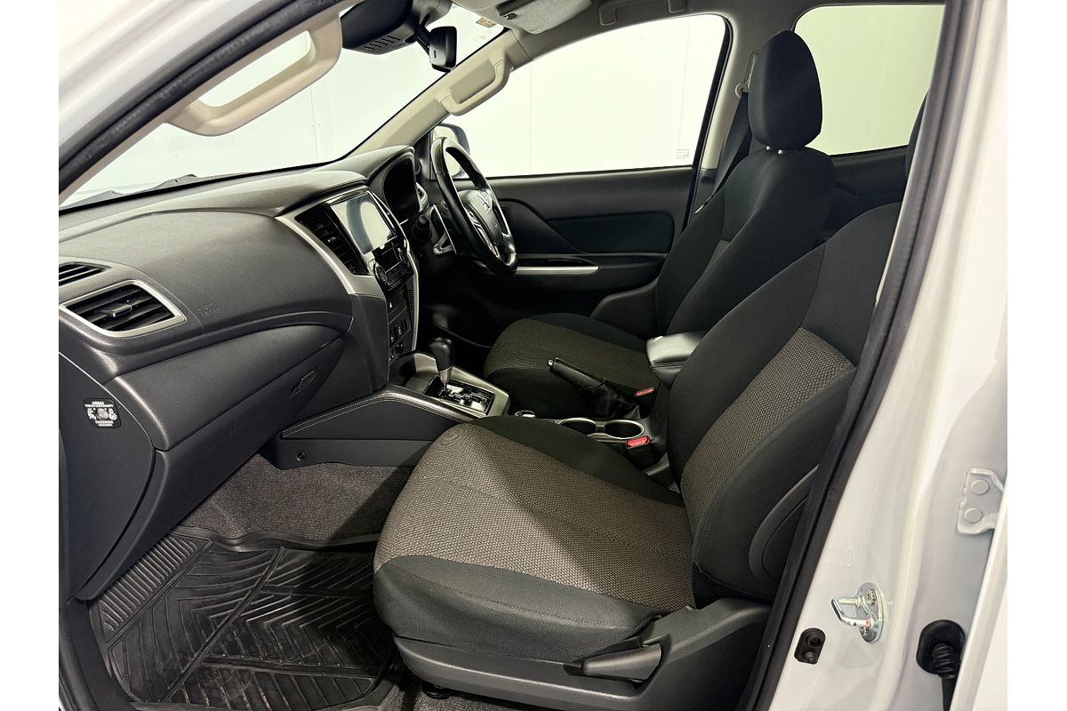 2020 Mitsubishi Triton GLS MR 4X4