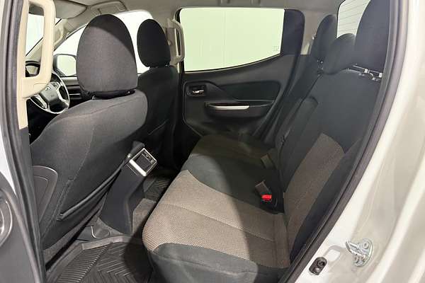 2020 Mitsubishi Triton GLS MR 4X4