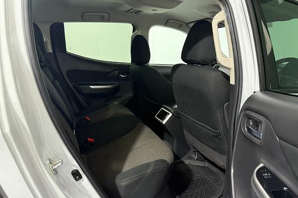 2020 Mitsubishi Triton GLS MR 4X4