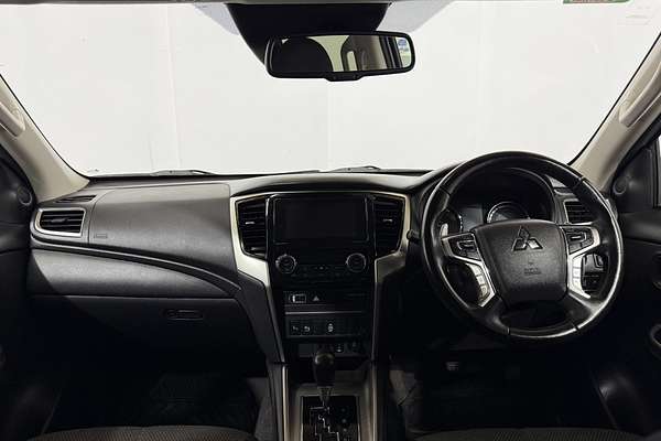 2020 Mitsubishi Triton GLS MR 4X4