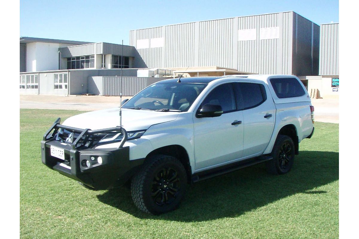 2020 Mitsubishi Triton GSR MR 4X4