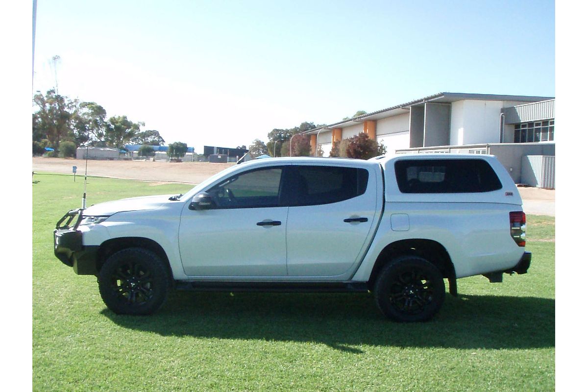 2020 Mitsubishi Triton GSR MR 4X4