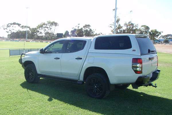 2020 Mitsubishi Triton GSR MR 4X4
