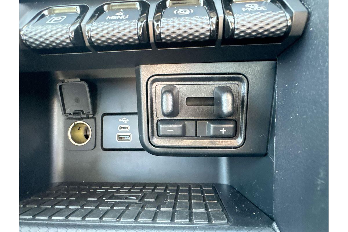 2024 Volkswagen Amarok TDI405 Core NF 4X4