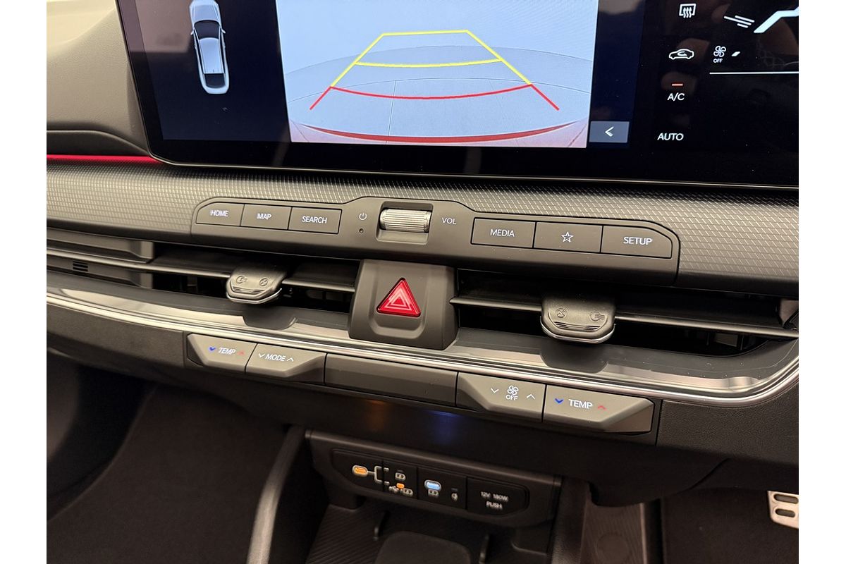 2024 Kia K4 GT-Line CL4m