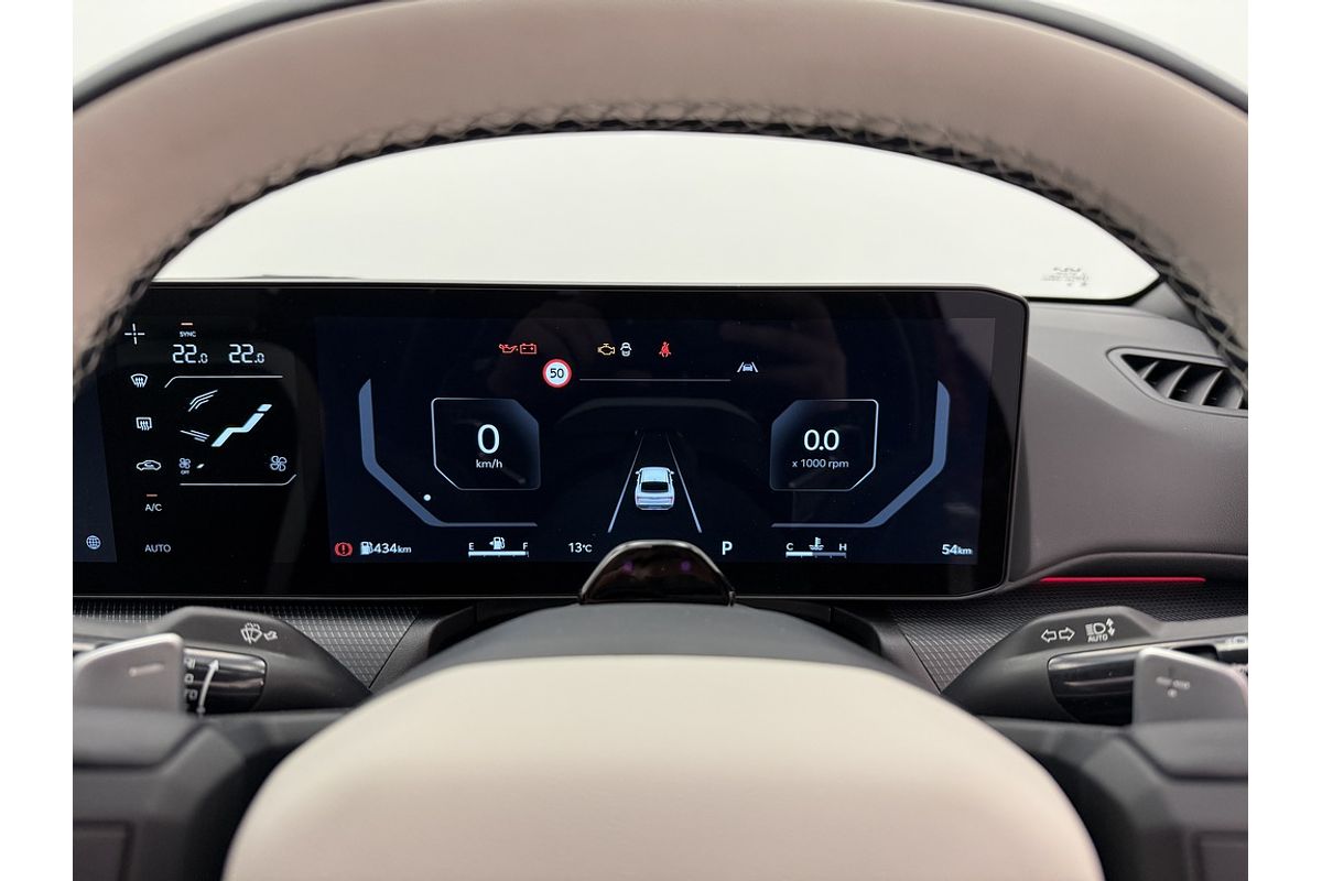 2024 Kia K4 GT-Line CL4m