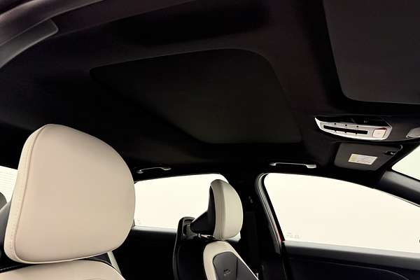 2024 Kia K4 GT-Line CL4m