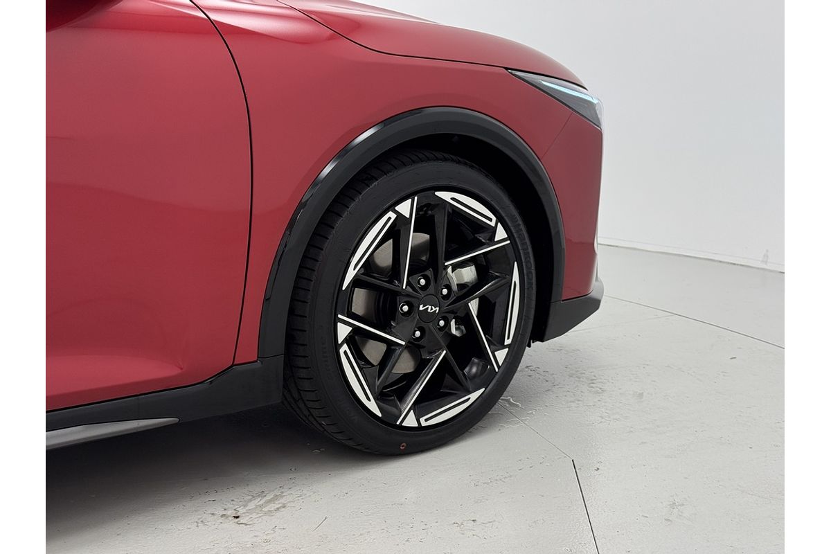 2024 Kia K4 GT-Line CL4m