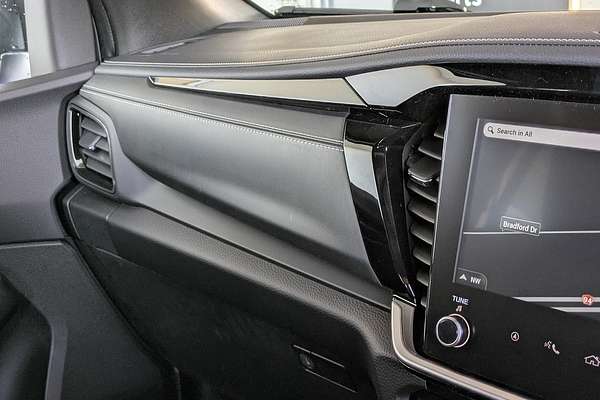 2025 Isuzu MU-X LS-T