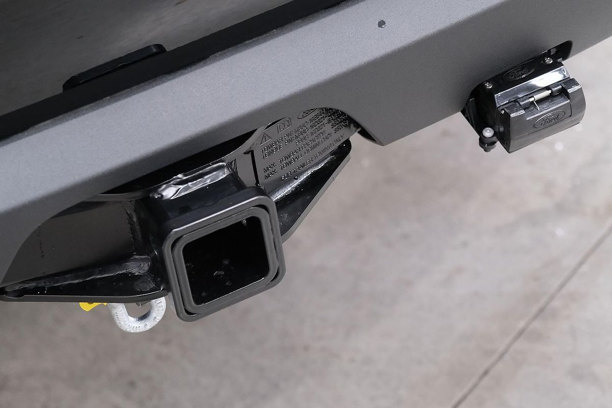 2025 Ford Everest Platinum