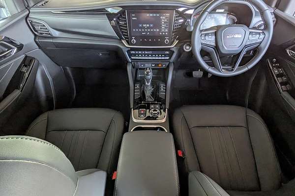 2025 Isuzu MU-X LS-T