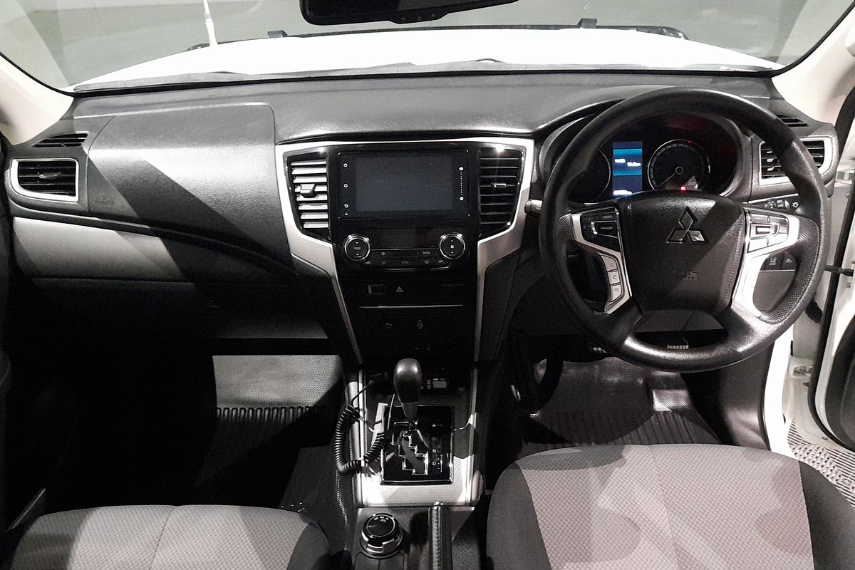 2023 Mitsubishi Triton GLX+ MR 4X4