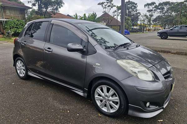 2010 Toyota Yaris YRX NCP91R