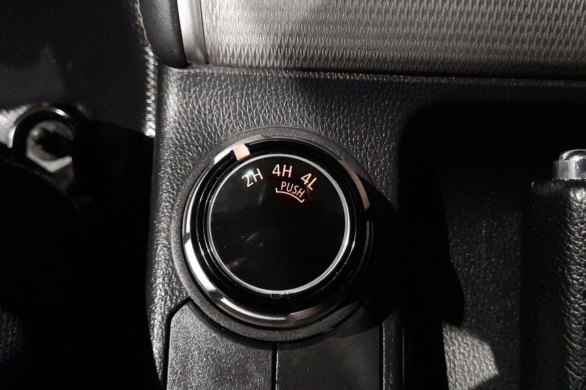 2023 Mitsubishi Triton GLX+ MR 4X4