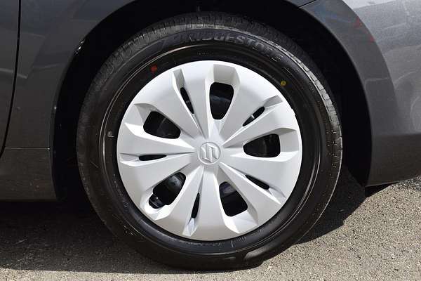 2025 Suzuki Swift Hybrid UZ