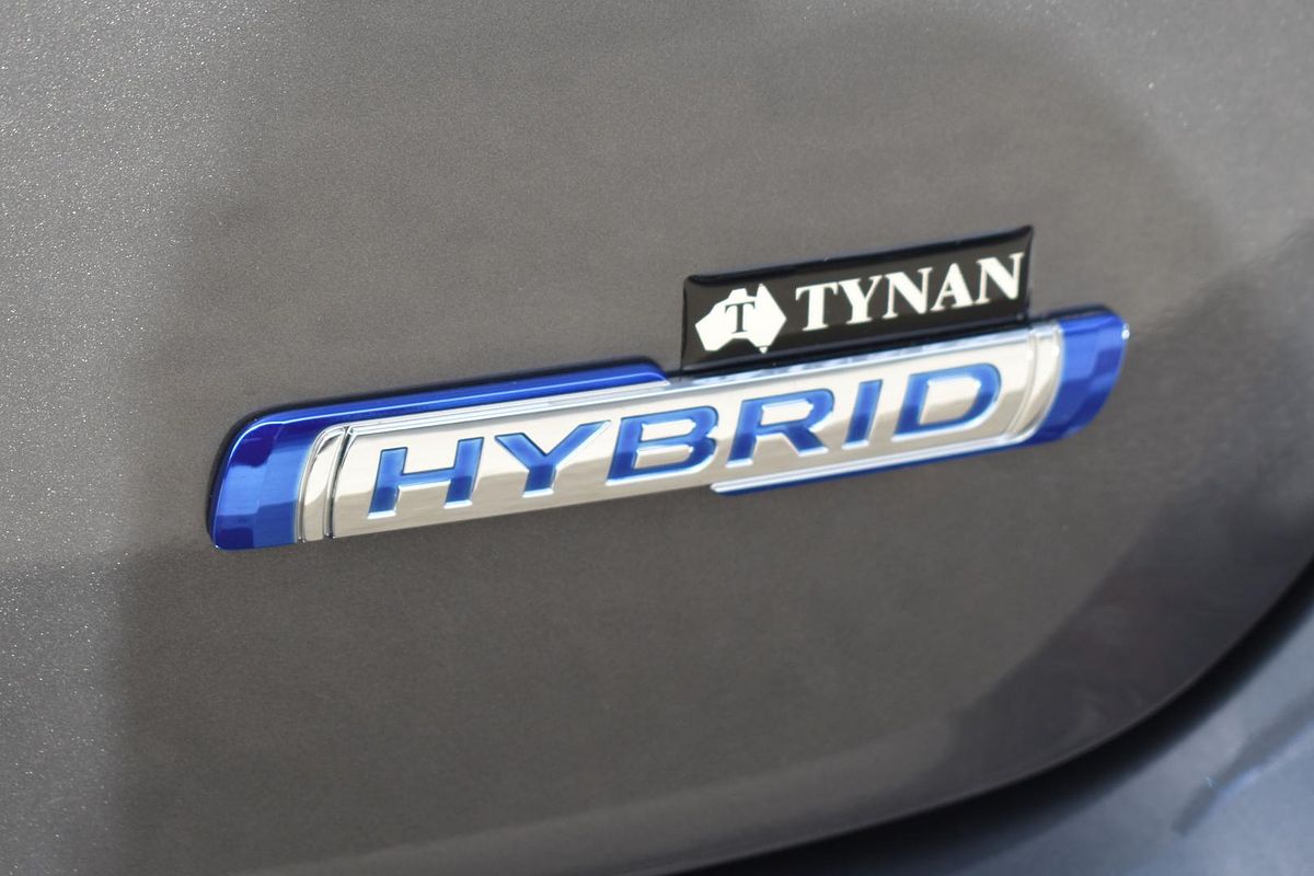 2025 Suzuki Swift Hybrid UZ