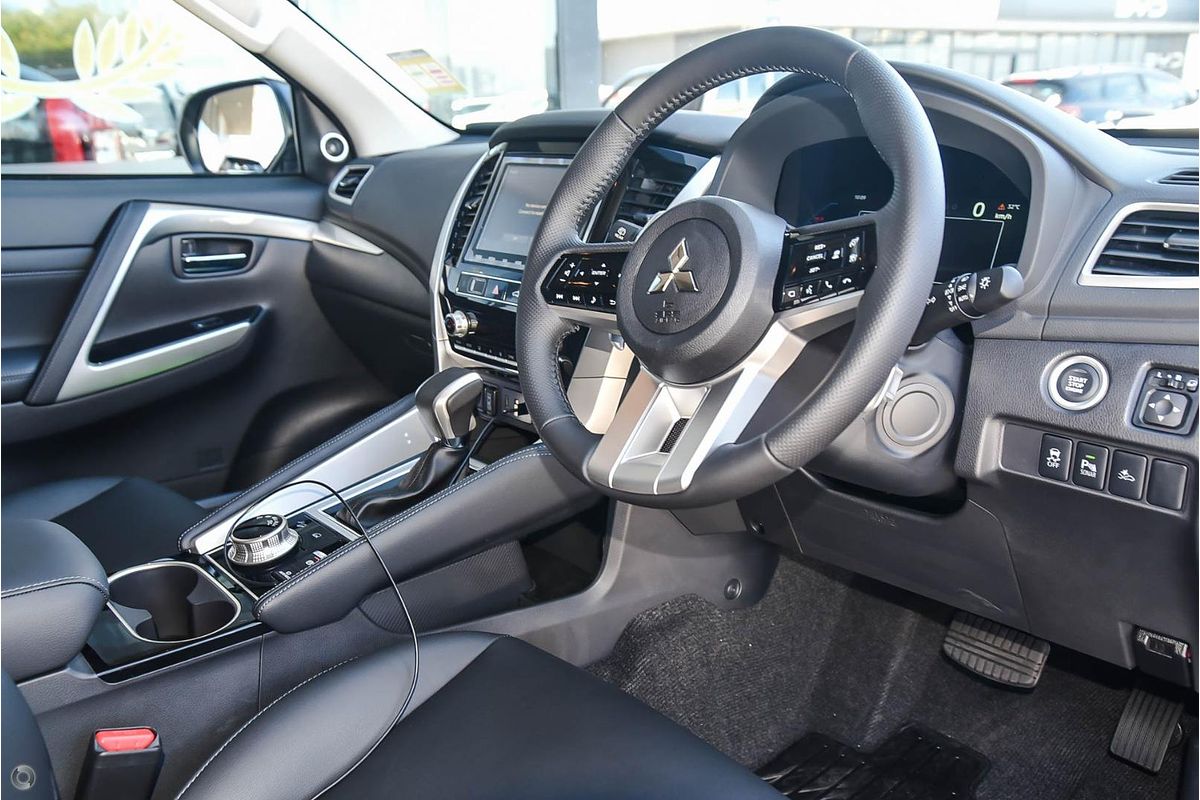 2024 Mitsubishi Pajero Sport Exceed QG