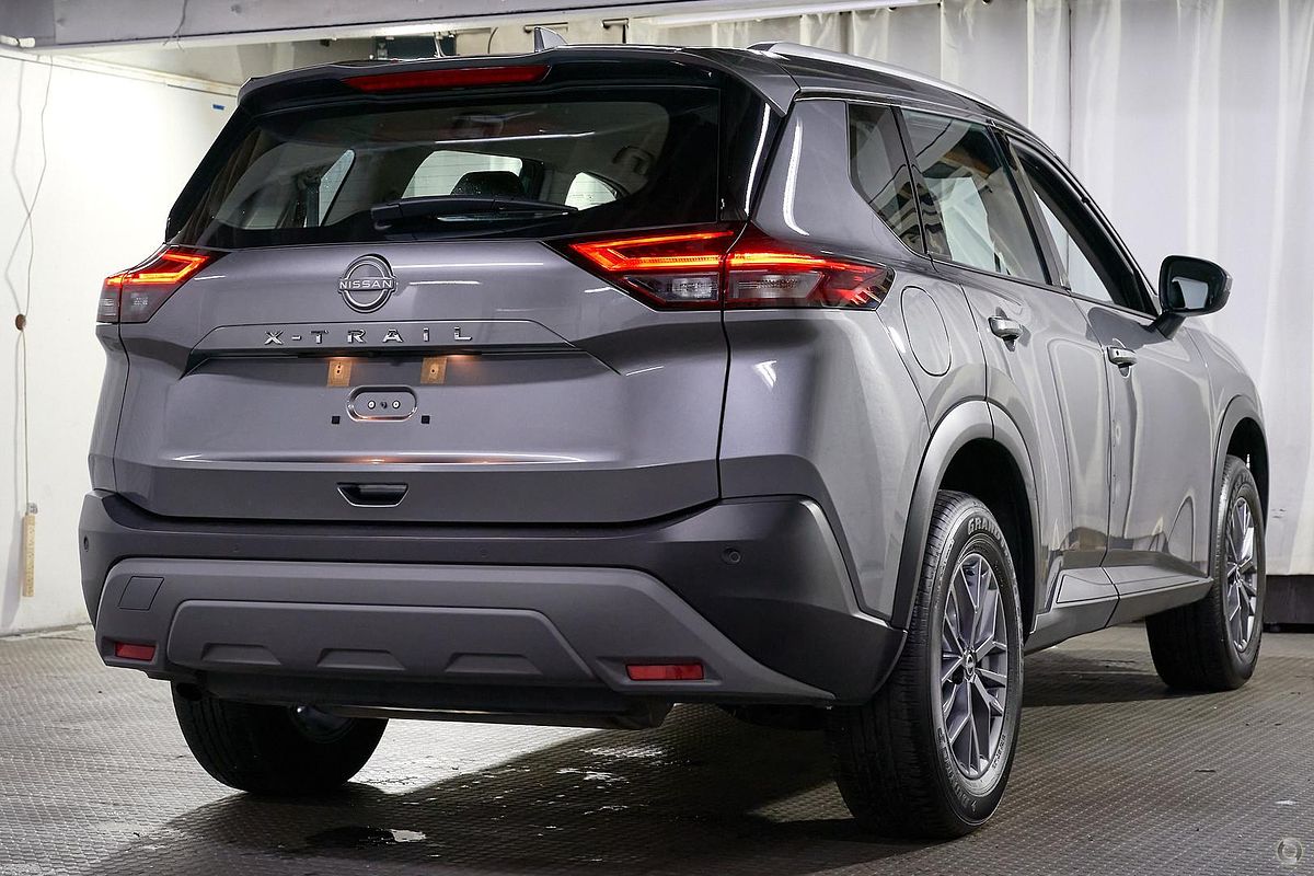 2024 Nissan X-TRAIL ST T33