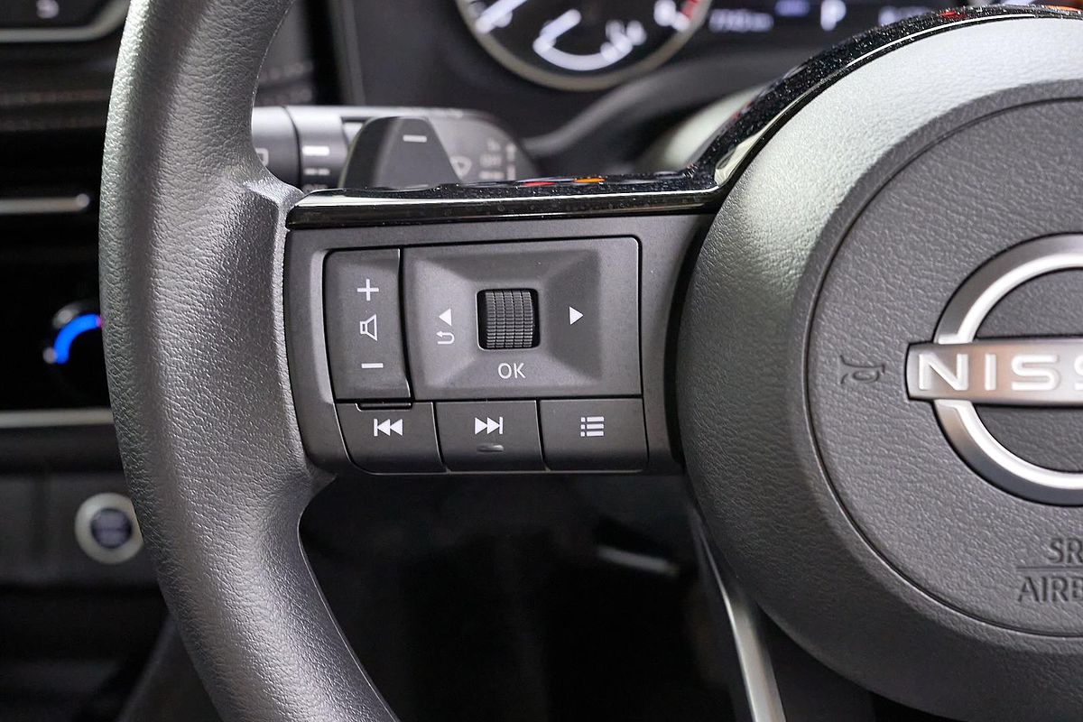 2024 Nissan X-TRAIL ST T33