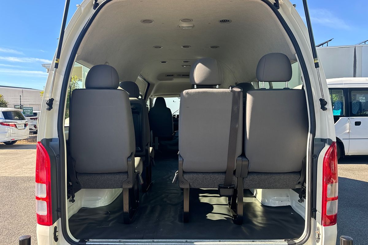 2018 Toyota Hiace Commuter KDH223R