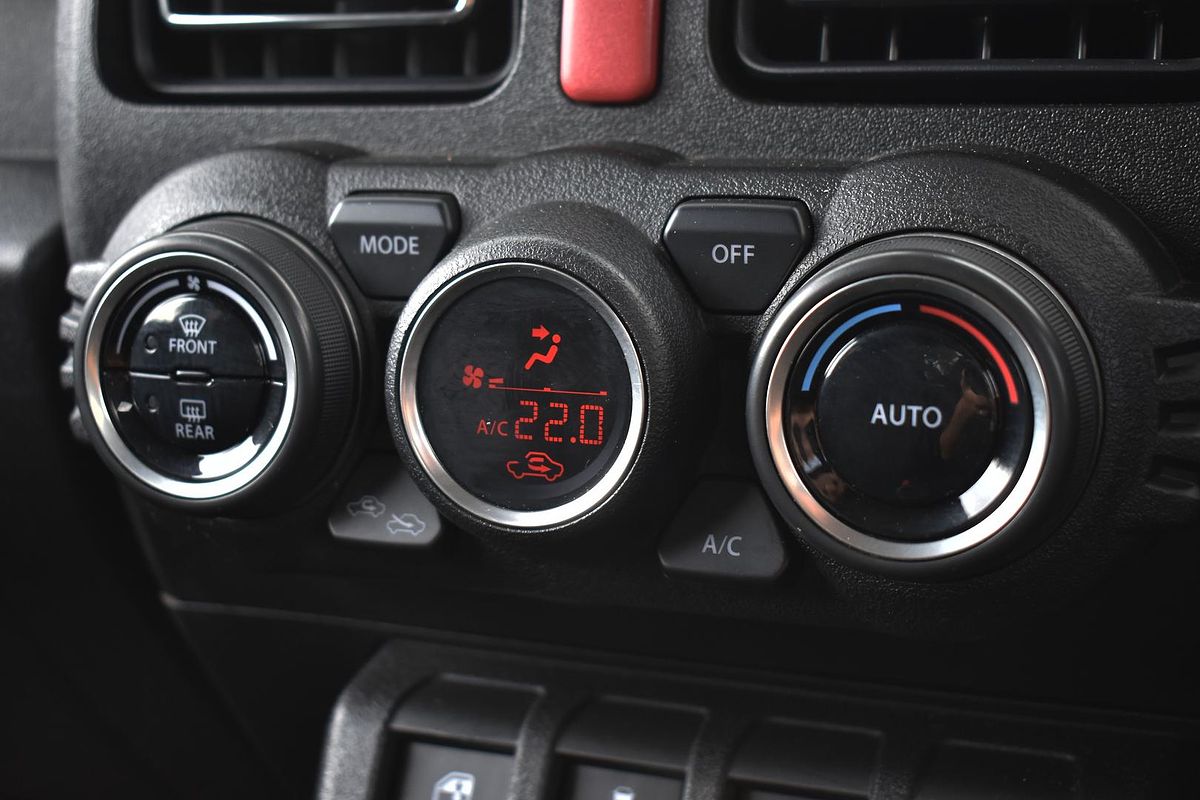 2023 Suzuki Jimny GLX GJ