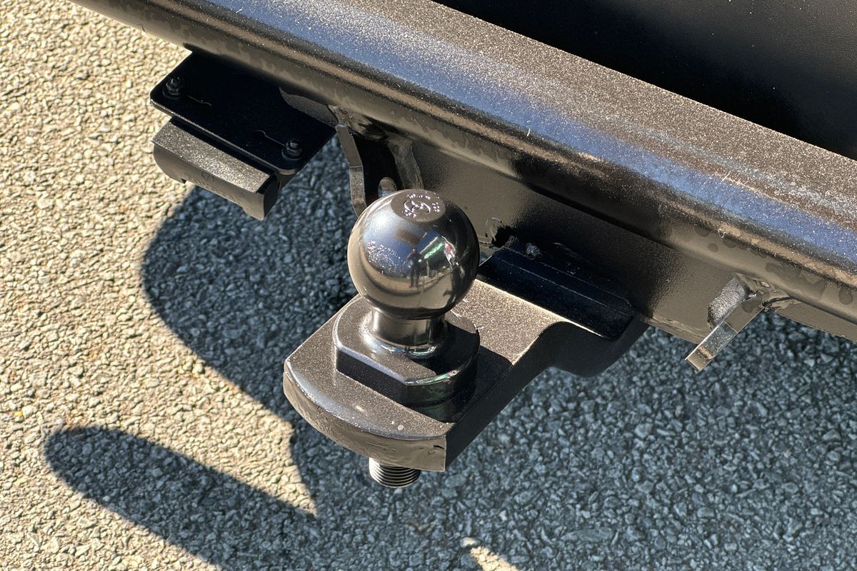 2018 Toyota Hiace Commuter KDH223R