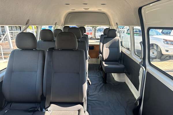 2018 Toyota Hiace Commuter KDH223R