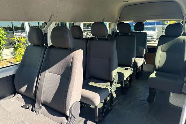 2018 Toyota Hiace Commuter KDH223R