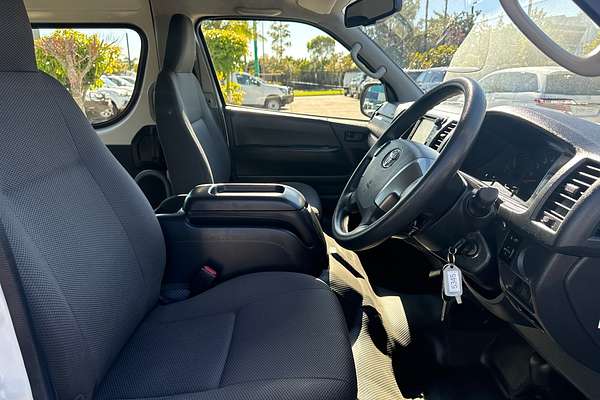 2018 Toyota Hiace Commuter KDH223R