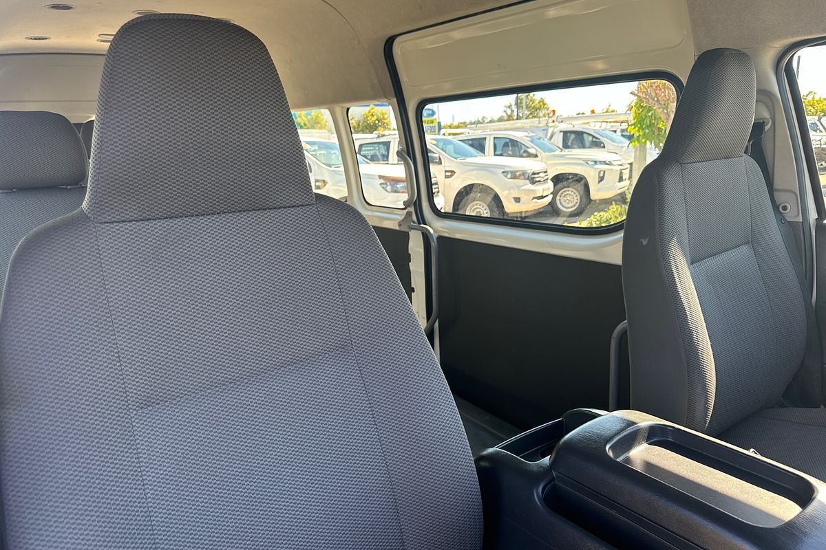 2018 Toyota Hiace Commuter KDH223R