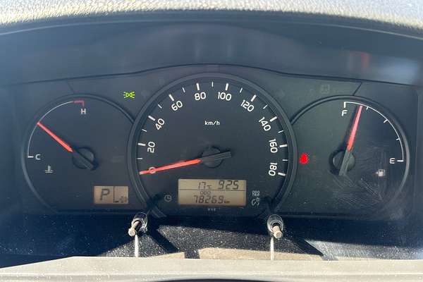 2018 Toyota Hiace Commuter KDH223R