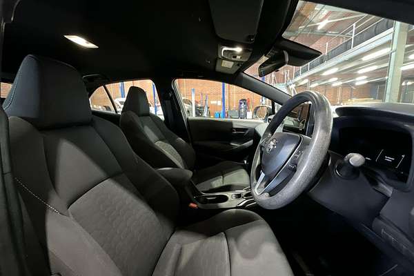 2022 Toyota Corolla Ascent Sport Hybrid ZWE219R