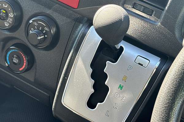 2018 Toyota Hiace Commuter KDH223R